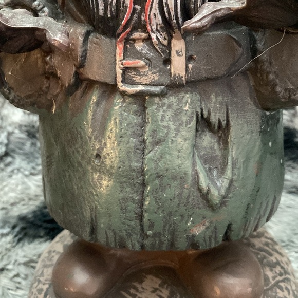 Halloween Zombie Garden Gnome 16"
Plastic Blow Mold - Picture 10 of 16